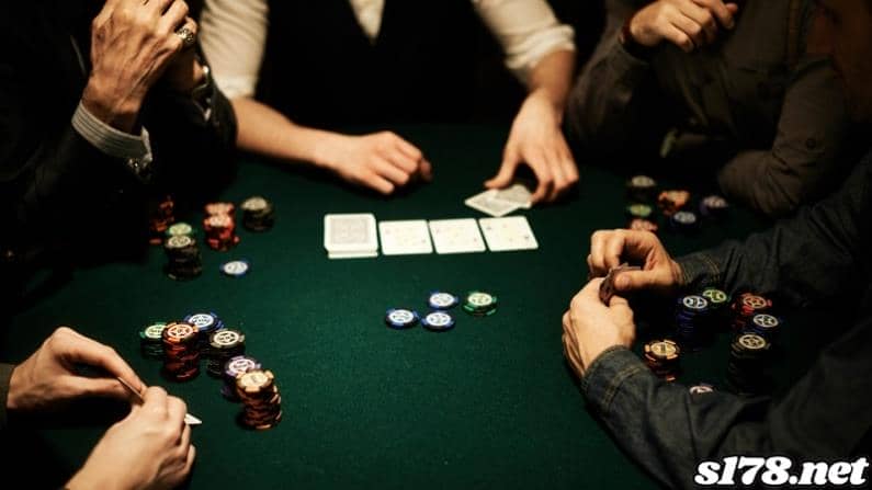 6人撲克牌遊戲多人玩法