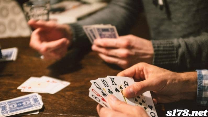 撲克牌可以玩什麼遊戲