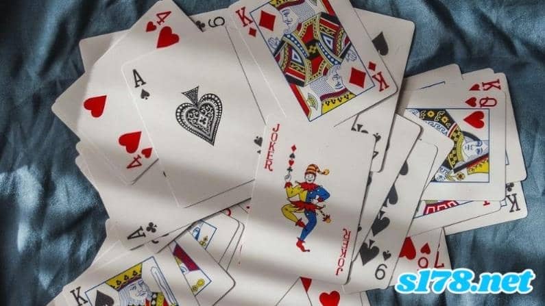 撲克牌遊戲單人