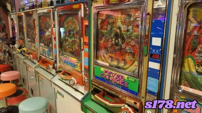 柏青哥小鋼珠