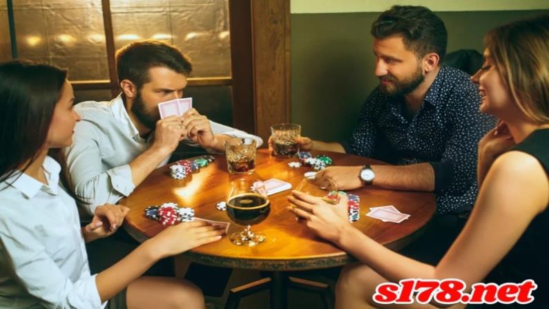 射龍門喝酒遊戲,炒熱氣氛的最佳遊戲